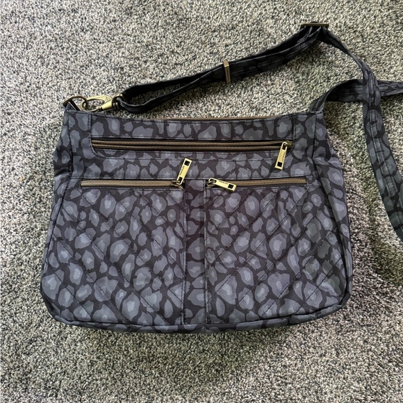 Travelon Handbags - Travelon Crossbody RFID bag